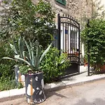 아파트먼트 스케야 아파트 *