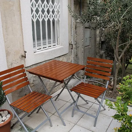 דירה Skeja