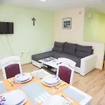 Skeja Apartmán *