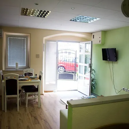 Skeja Apartment Split